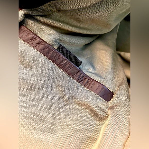 Women’s Leather REV’IT Motorcycle Jacket Size 38 (Small). - Picture 8 of 10